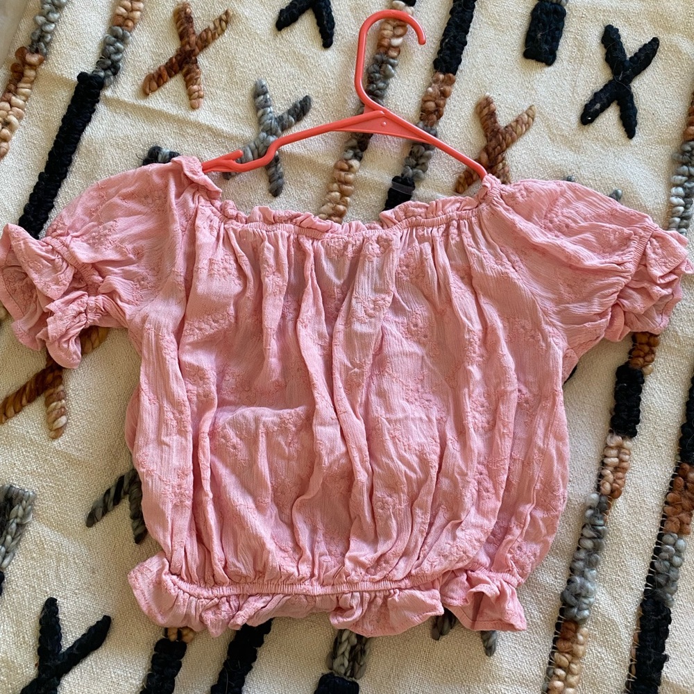 Francesca’s Off The Shoulder Lace Crop Top - Picture 5 of 7